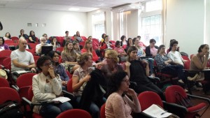 Professores, pesquisadores, estudantes e profissionais participaram do evento